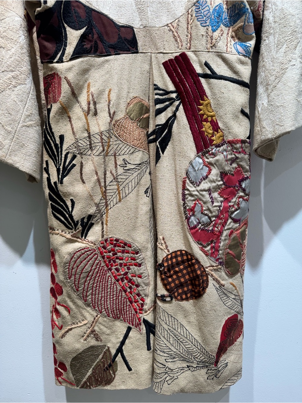 Unique Dries Van Noten Embroidered Beige Kimono Coat - Picture 15 of 15